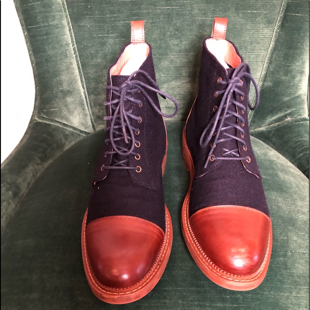Mens Boots size 7 1/2.